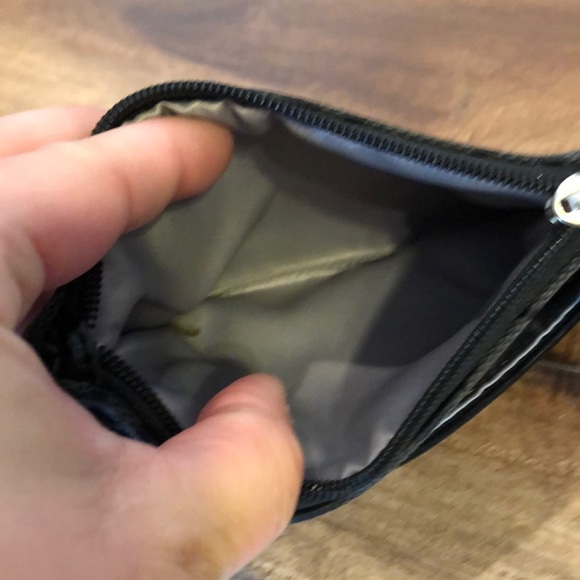 Coach black signature C wristlet - Picture 5 of 8